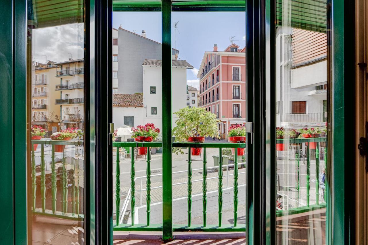 Apto. Reformado en el centro de Hondarribia Exterior foto