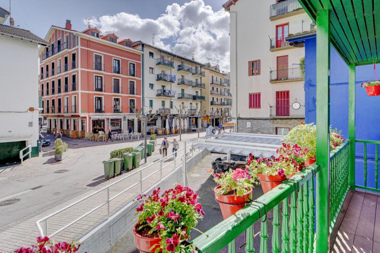 Apto. Reformado en el centro de Hondarribia Exterior foto